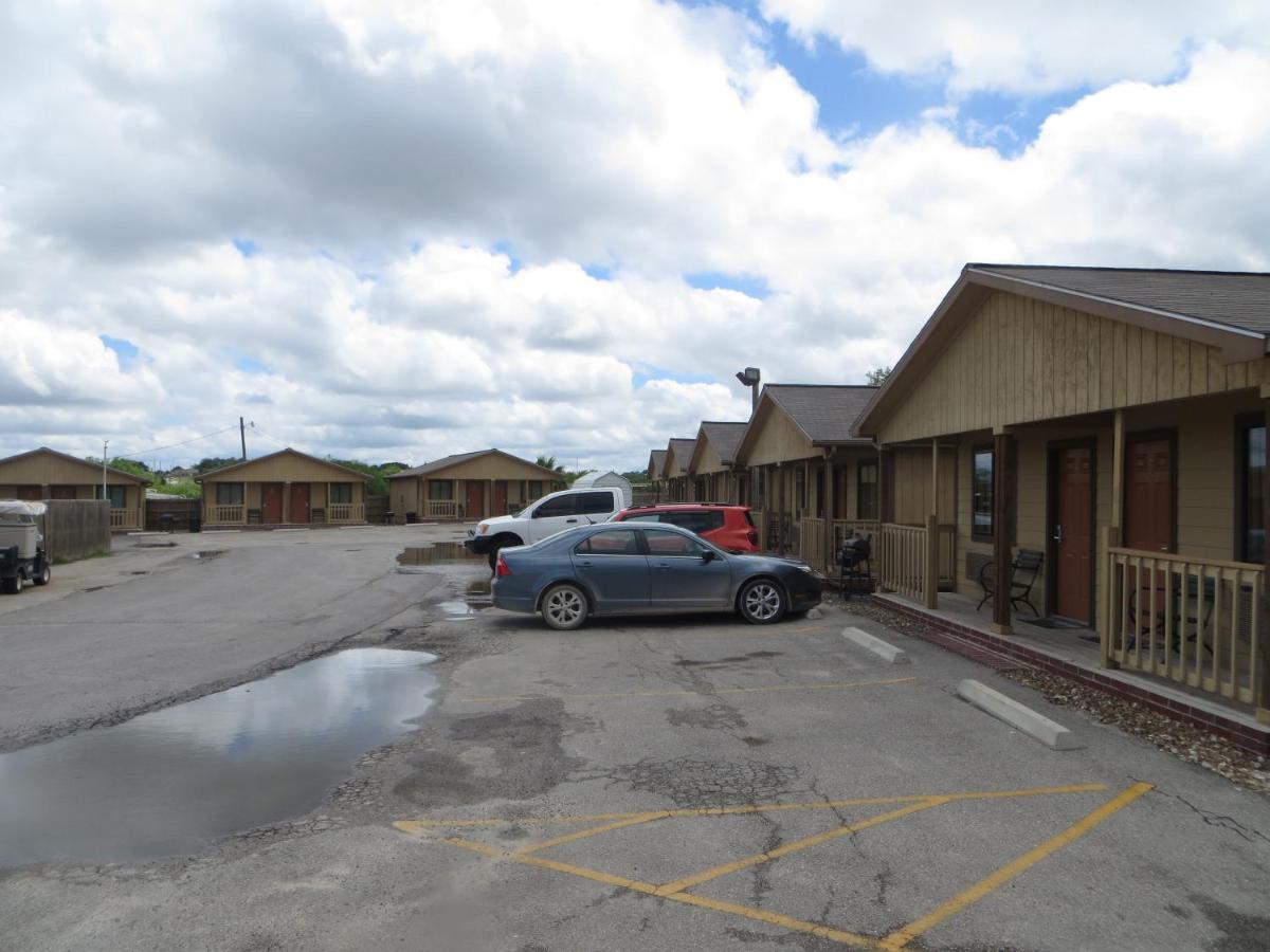 Kenedy Country Inn Exterior foto
